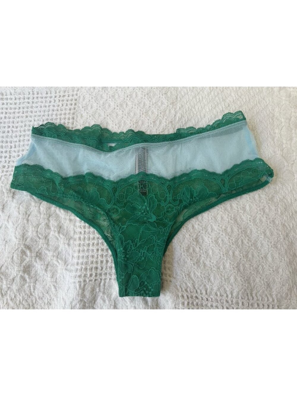VICTORIA'S SECRET M VERY SEXY GREEN BLUE GREEN LACE CHEEKY BIKINI PANTIES NWT
